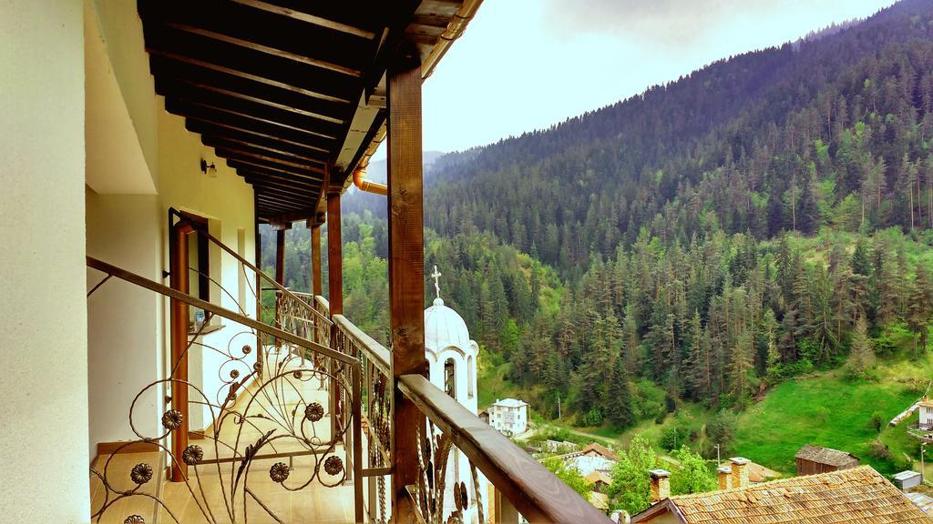 Family Hotel Valchanovata Kashta Fotinovo 외부 사진