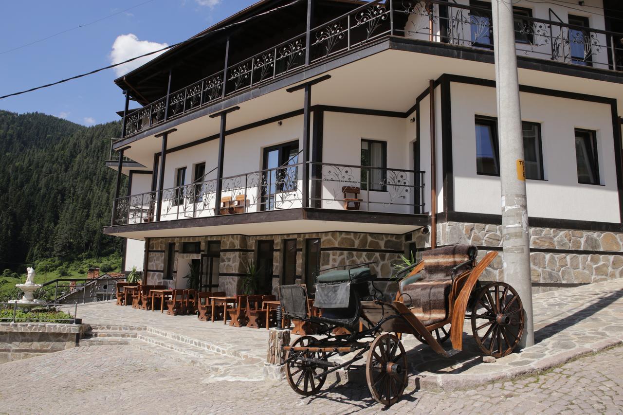 Family Hotel Valchanovata Kashta Fotinovo 외부 사진